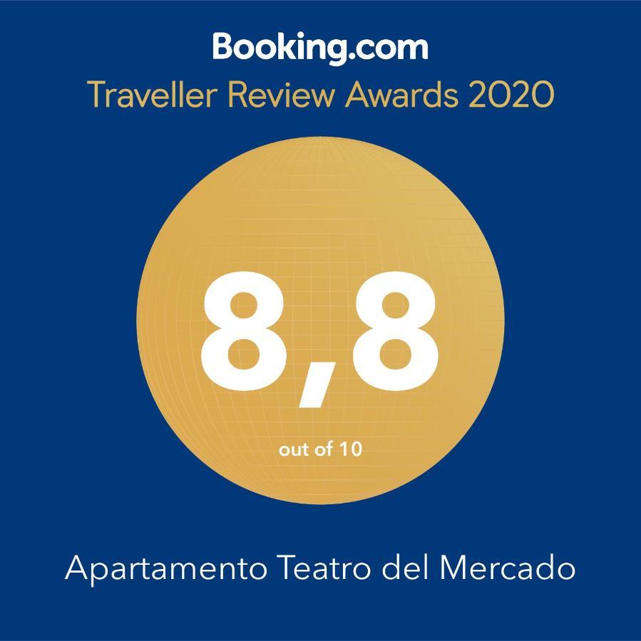Apartamento Teatro Del Mercado Apartment Zaragoza Bagian luar foto